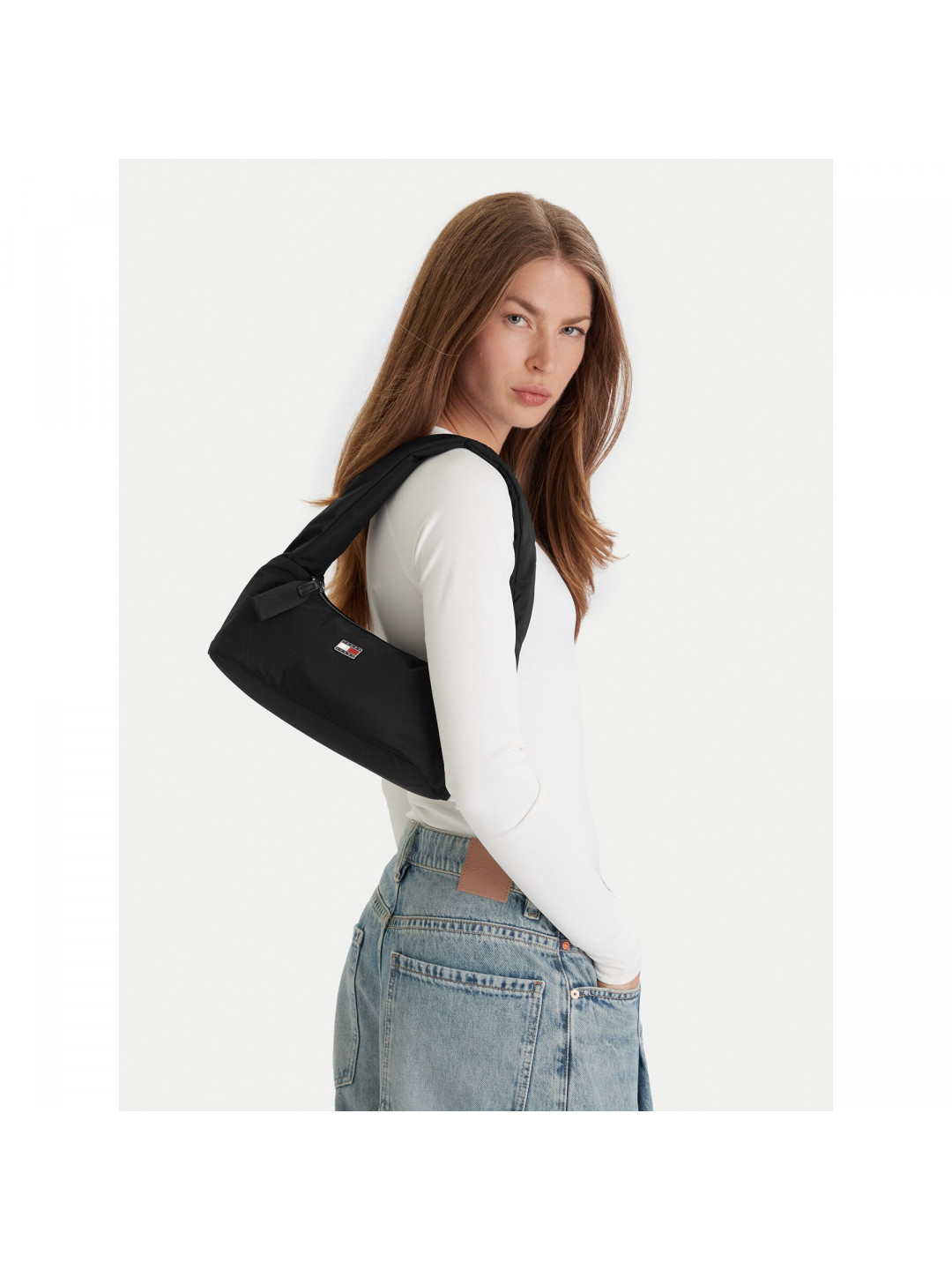 Kabelka Tommy Jeans Tjw Urban Nylon Shoulder Bag AW0AW17886 Černá